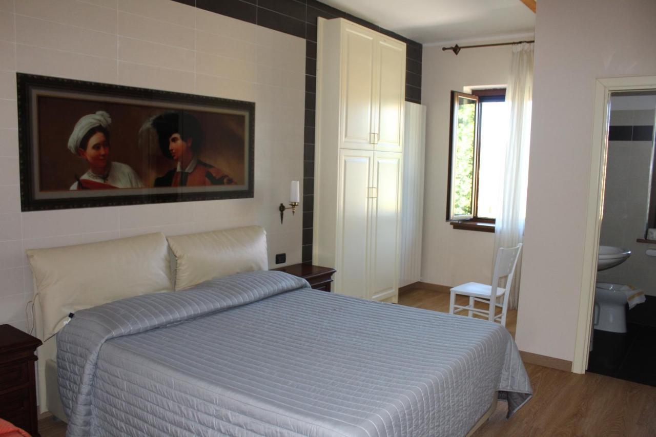 La Villa Guest House Capitignano Ngoại thất bức ảnh