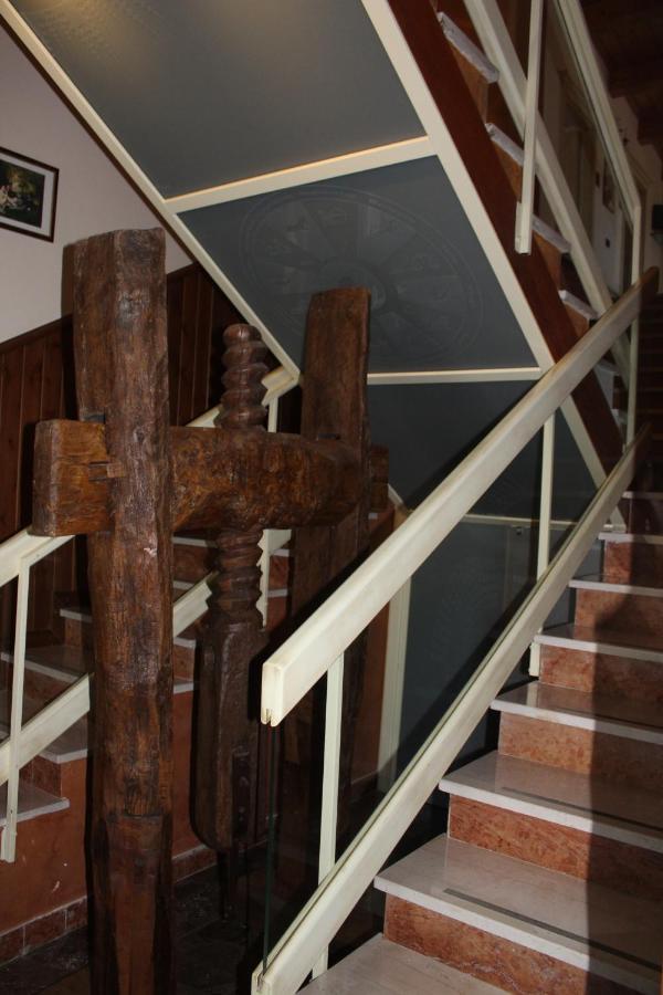 La Villa Guest House Capitignano Ngoại thất bức ảnh