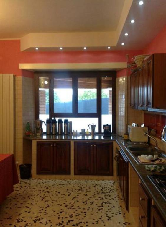 La Villa Guest House Capitignano Ngoại thất bức ảnh